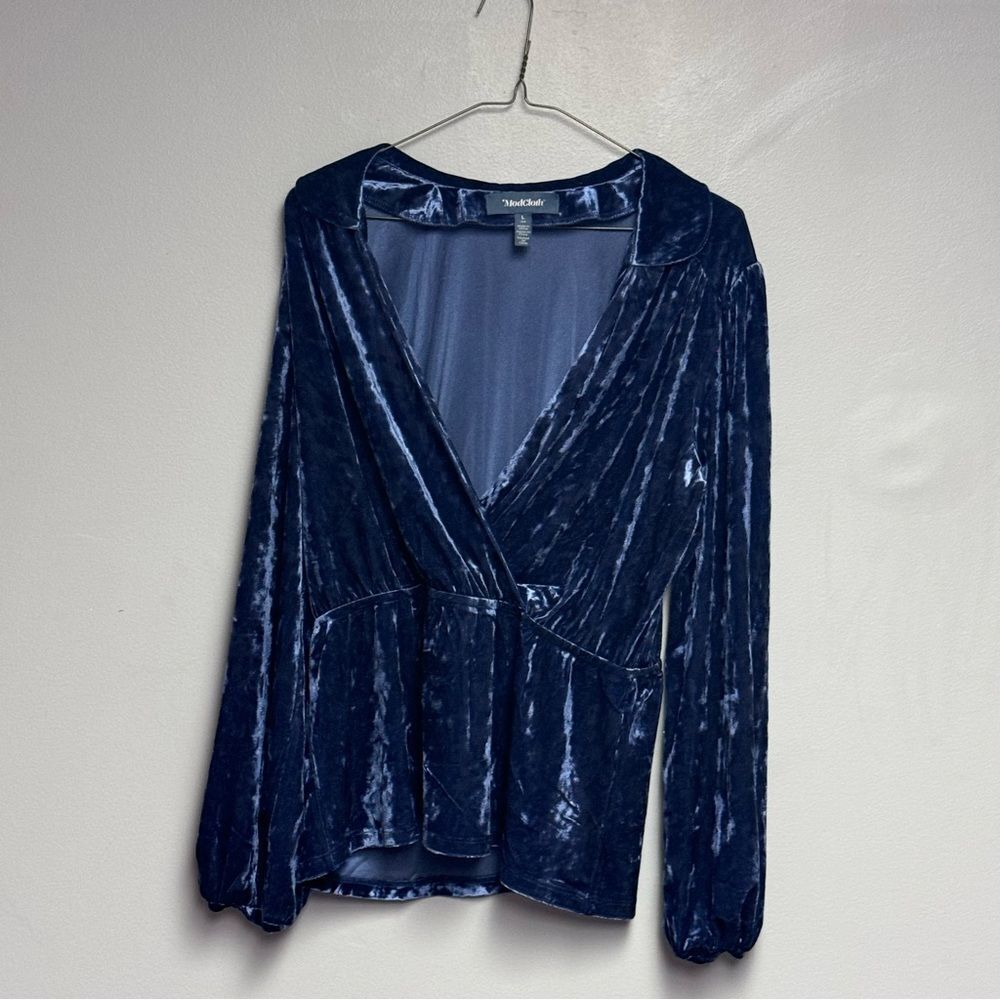 ModCloth Velvet Blue Top size Large L Peak of Chic blouse shirt women’s - Picture 3 of 6